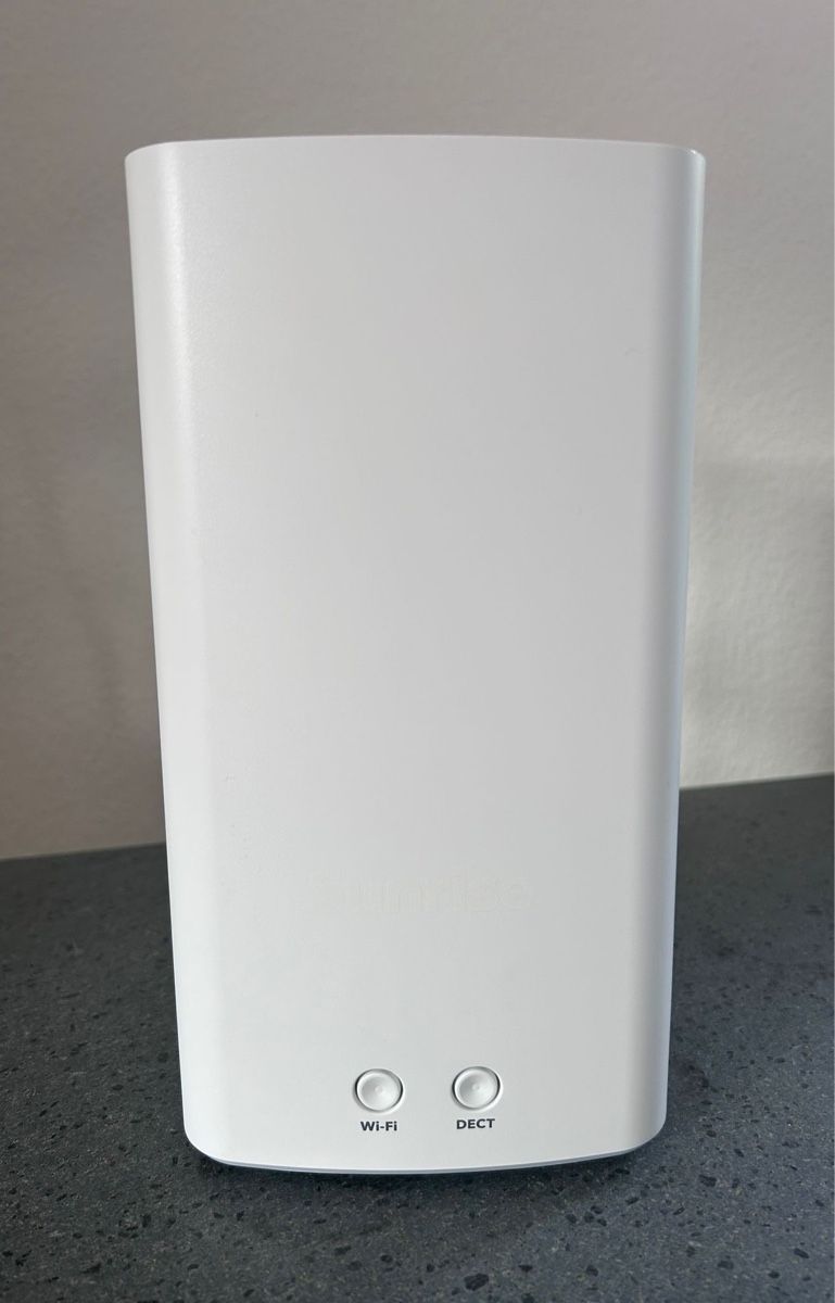 Sunrise Modems & Router: Sunrise Internet Fiber Box – Gebraucht aus Lausanne von musk-77