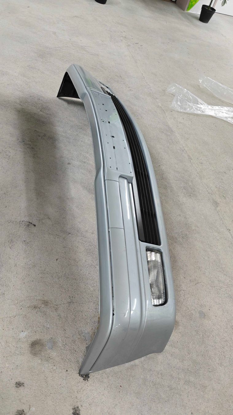 Toutes les pièces auto: BMW E36 Vorfacelift Stoßstangen Front + Heck Original BMW – D'occasion à Hittnau par prz_7lyw 6