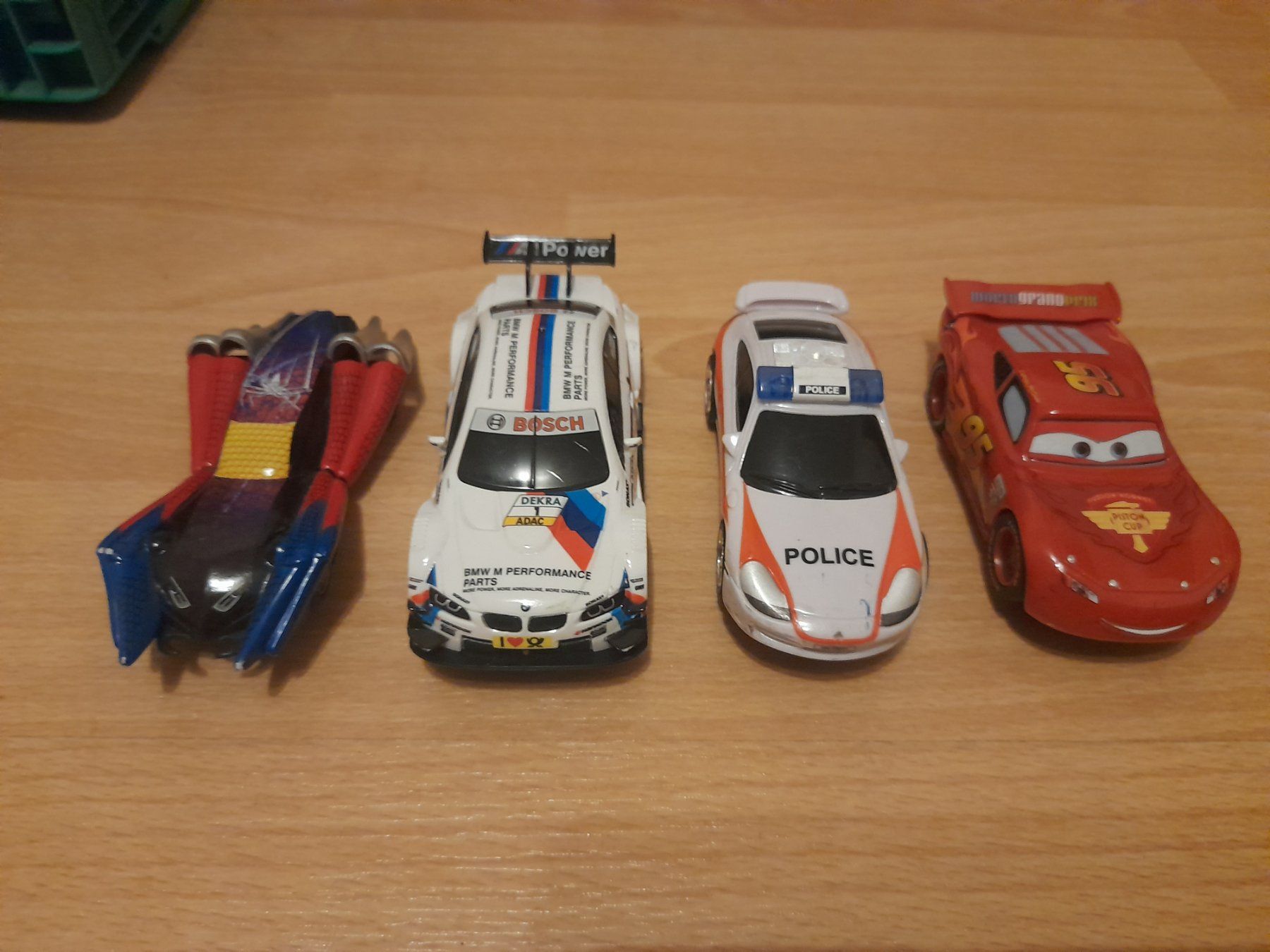 Carrera Rennbahnen: 4 Carrera Go Auto – Gebraucht aus Lustmühle von chevi03