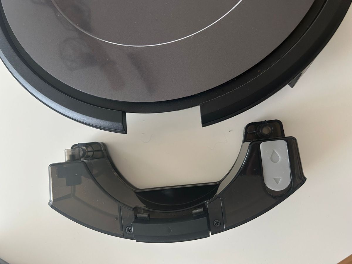 Irobot Staubsauger & Zubehör: Staubsaugroboter Roomba Combo – Gebraucht aus Winterthur von scalame 1