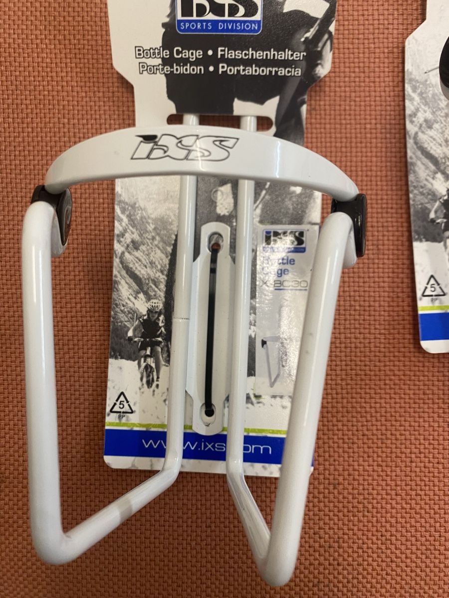 IXS Pezzi di ricambio: IXS X-BC30 Flaschenhalter Weiss 2er Pack neu – Nuovo e nell'imballaggio originale da Illnau venduto da LePiedNu 2