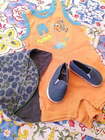 Set bimbo da 9 a 18 mesi 