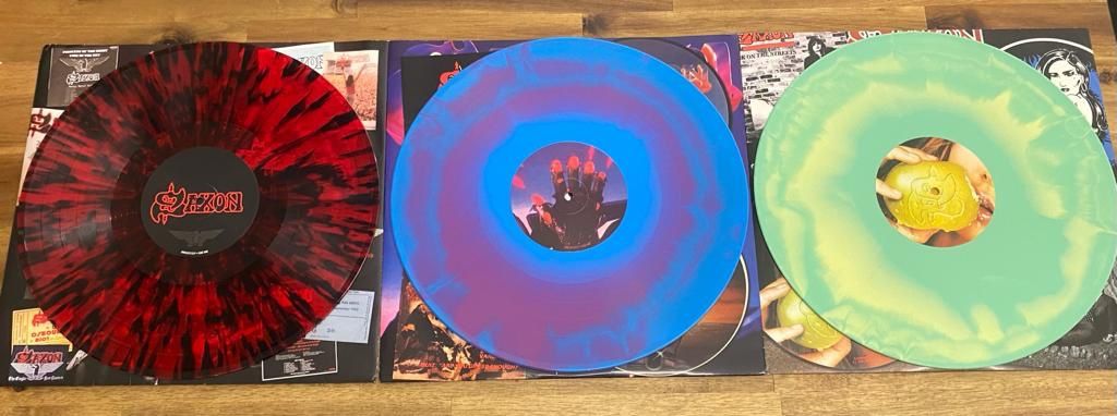Dischi in vinile: Saxon (3 LP)Colo. Splatter Vinyl 2018 – Nuovo (secondo la descrizione) da Belp venduto da B7L0 5