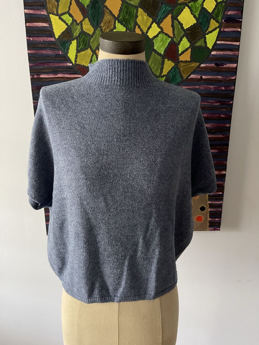 Pullover & Sweatshirts: Maye Pullunder Gr.L/XL – Gebraucht aus Stallikon von BaumArt