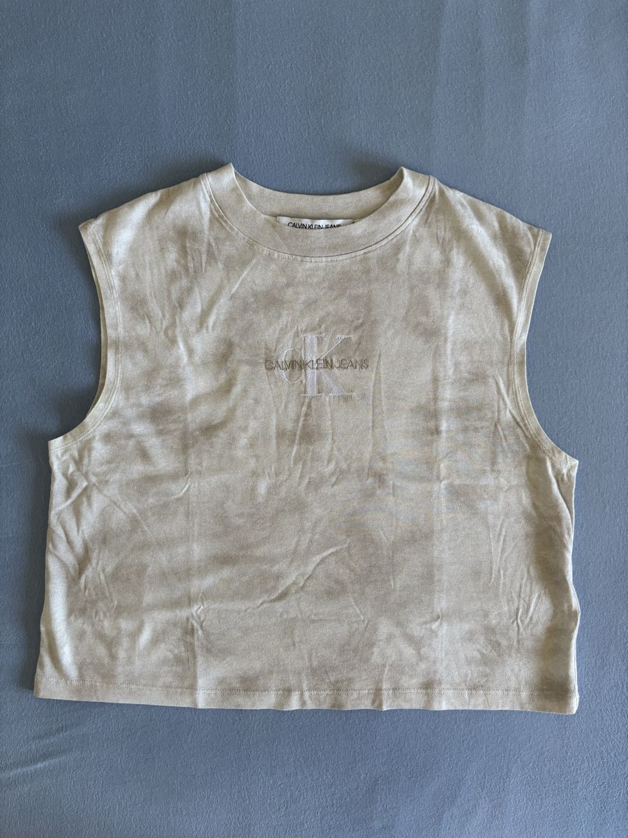 Calvin Klein Top: Calvin Klein Top – Usato da Basel venduto da lau_retta