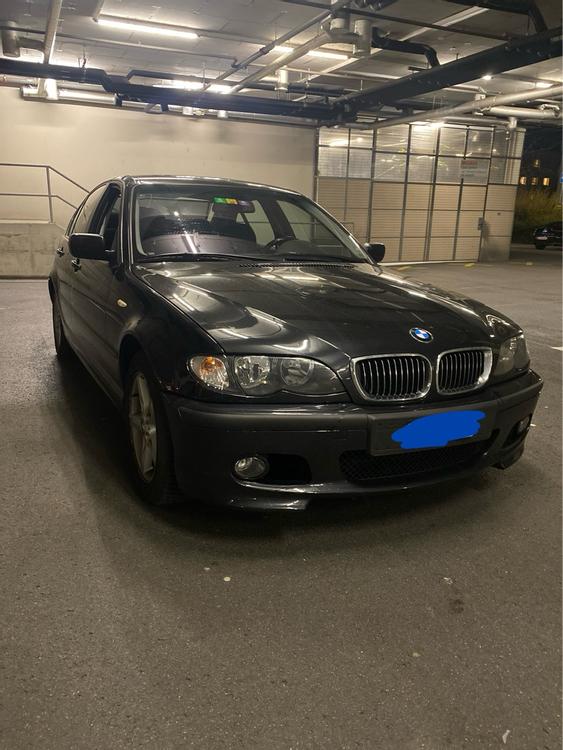 BMW 320i E46