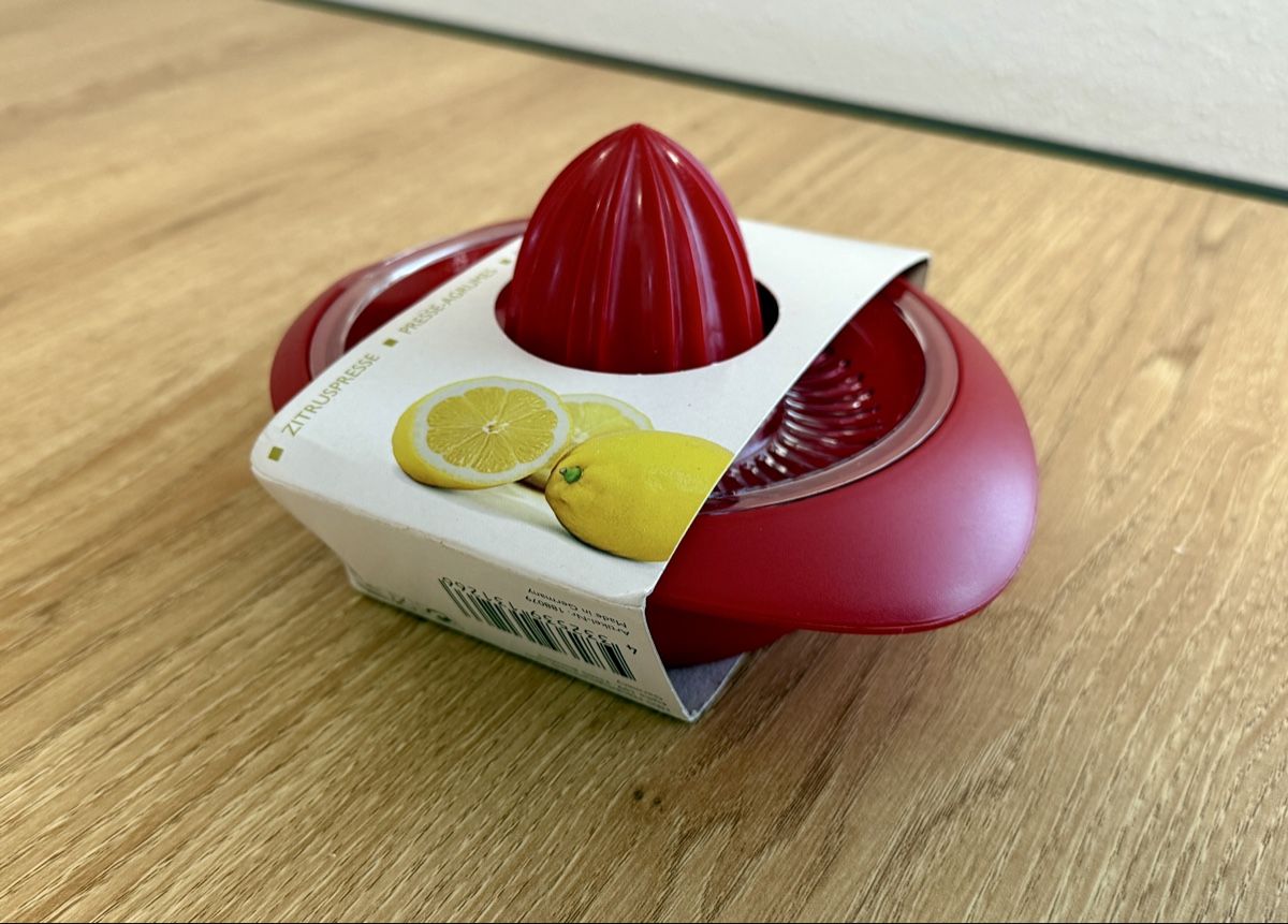 Elettrodomestici da cucina: Zitruspresse Neu – Nuovo e nell'imballaggio originale da Inwil venduto da TheSwissEagle