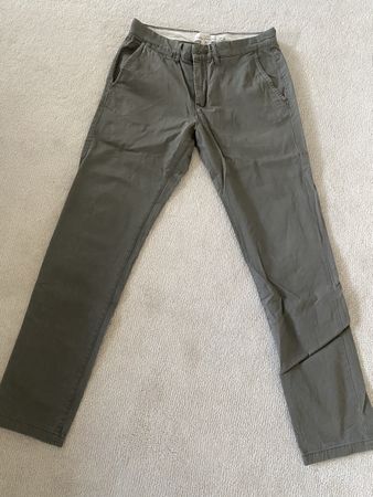 H&M Herren Chino Slim Fit Gr. 31/31 Top Zustand