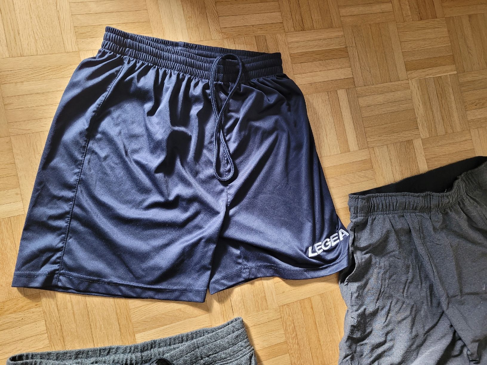 Lotti di vestiti: 5 Herren Shorts, Grösse S - Sport & Freizeit – Usato da Birsfelden venduto da samurai99 5