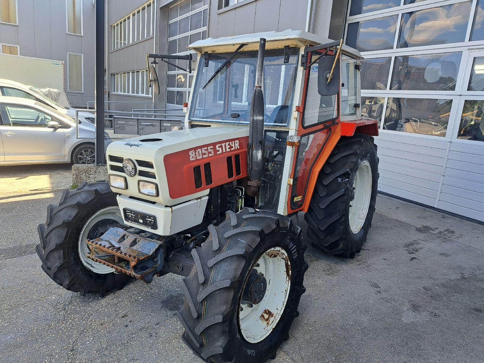 Steyr Traktoren: Traktor Steyr 8055 Allrad – Gebraucht aus ufhusen von cb01 2