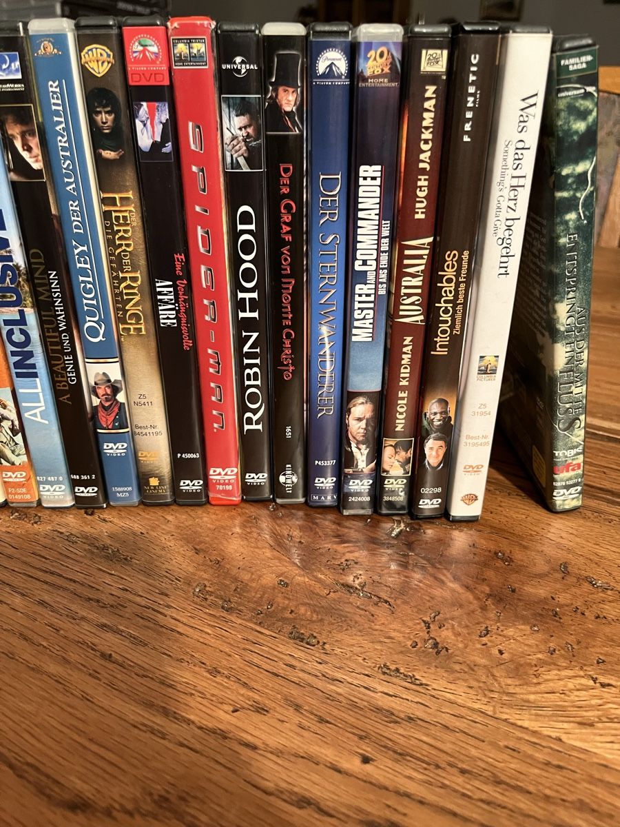 Tutti i DVDs: Diverse DVD Filme – Usato da Arni AG venduto da Erfolgreich 5