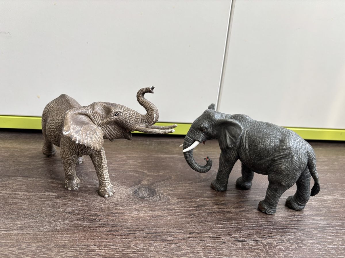 Schleich Giocattoli: Elefanten Spielfiguren – Usato da Neuendorf venduto da flury4623