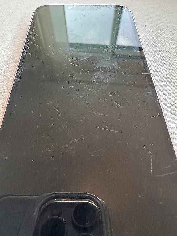 Handys / Smartphones: Iphone 13 (128GB) – Gebraucht aus Küttigen von luc_g8lf 2