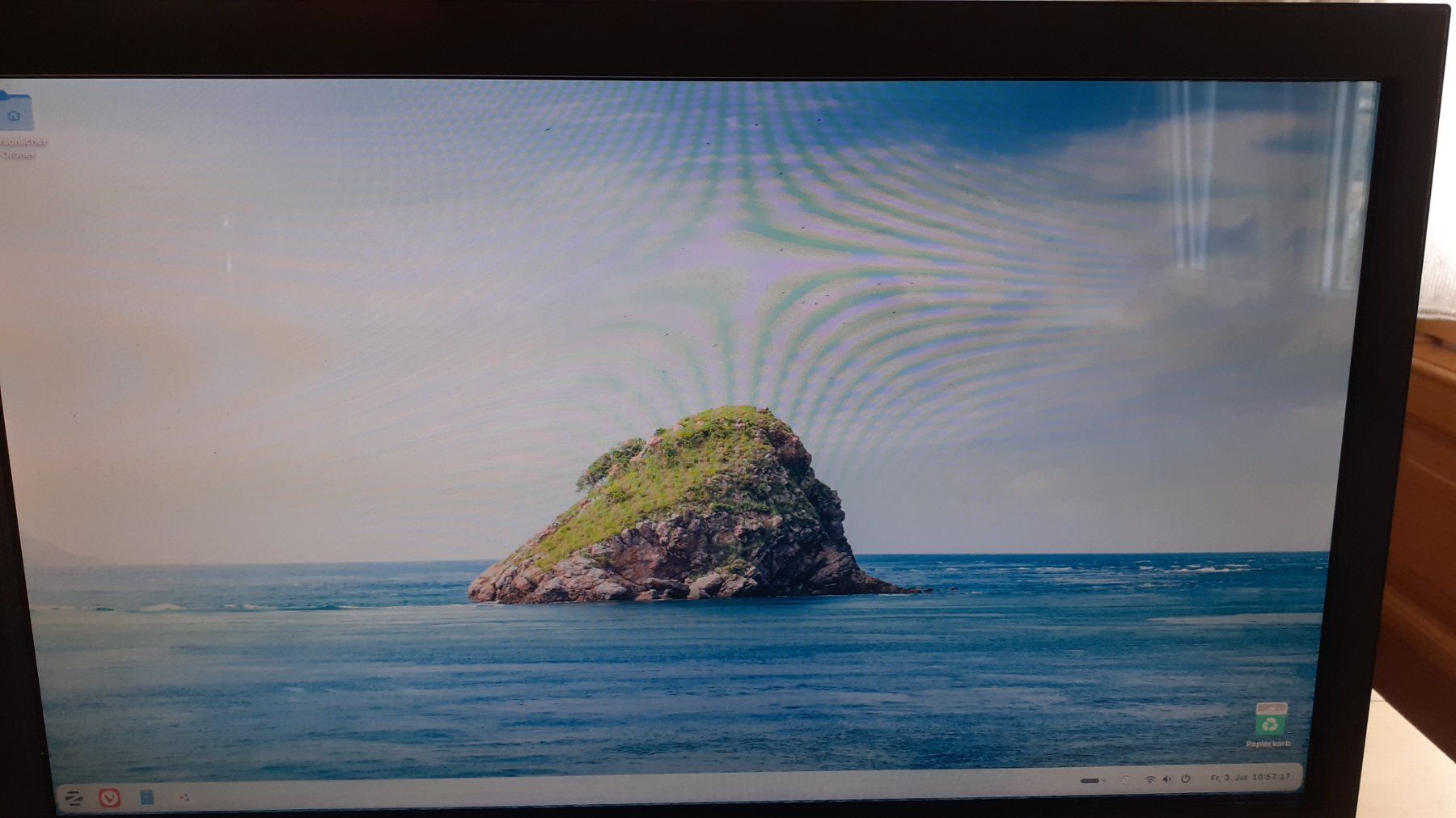 Monitor: Albatron Touch Monitor – Usato da Chur venduto da Blackbook
