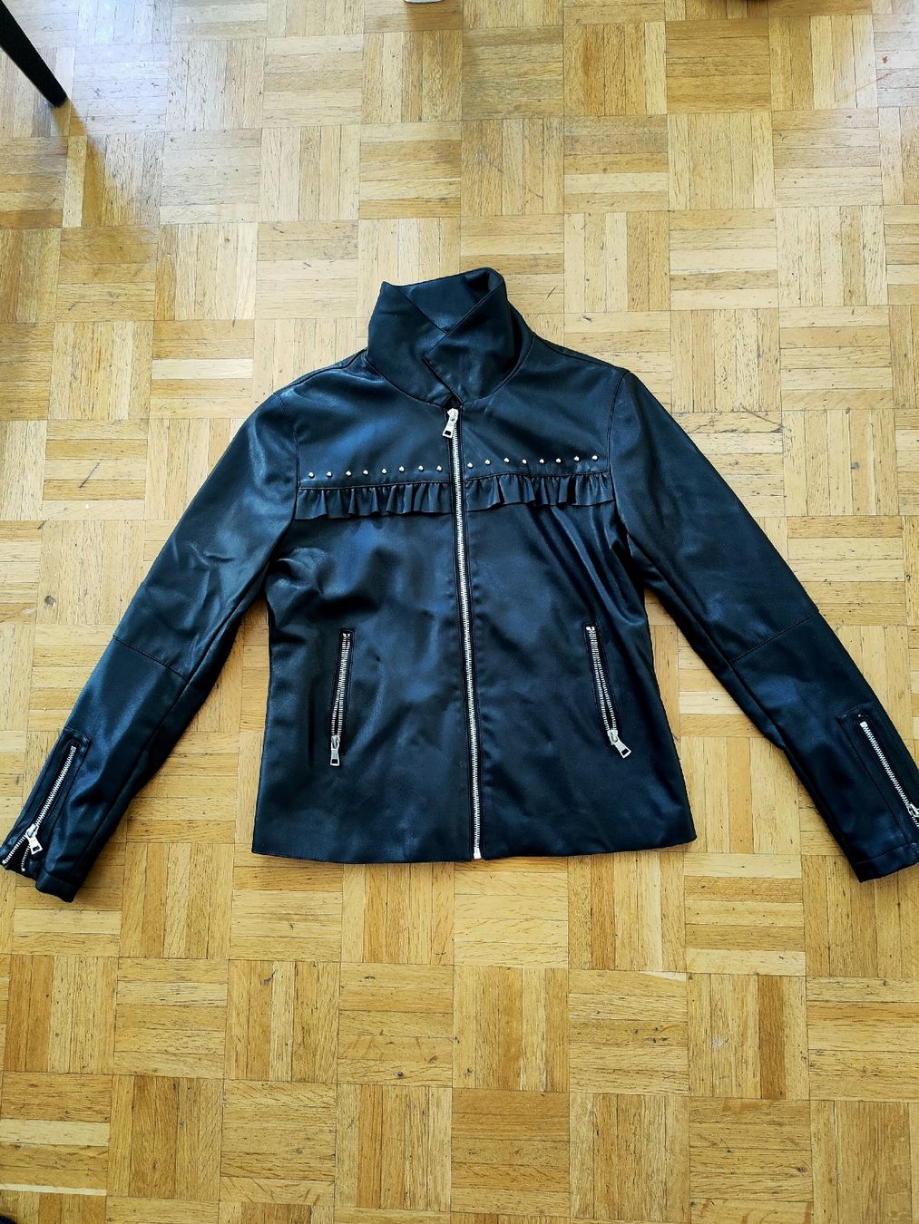 Giacche: schwarze Kunstlederjacke – Usato da Thalwil venduto da wamoni