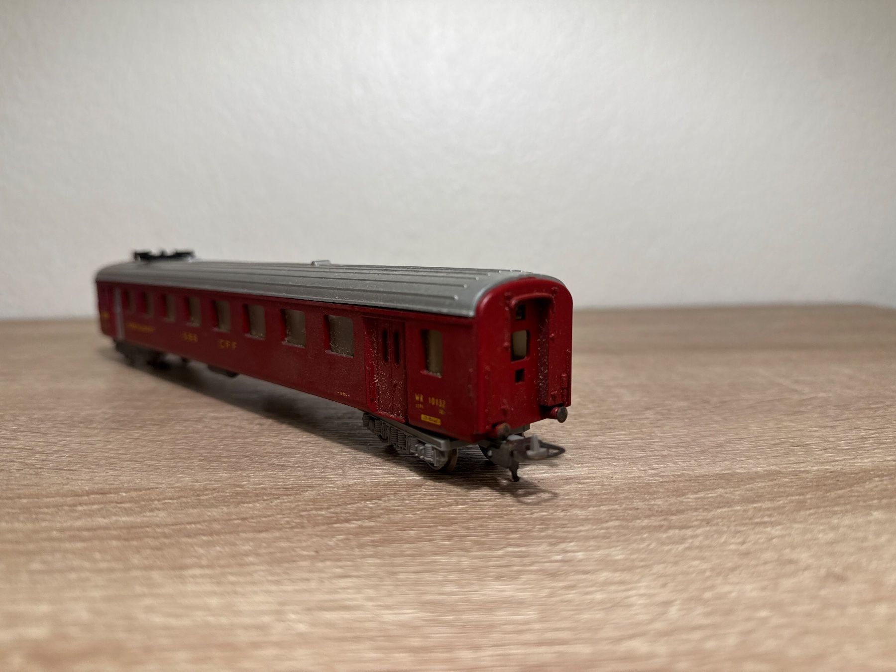 Lima Modellini di ferrovie: Lima Speisewagen SBB H0 (6) – Usato da St-Aubin-Sauges venduto da Lo_Go 3