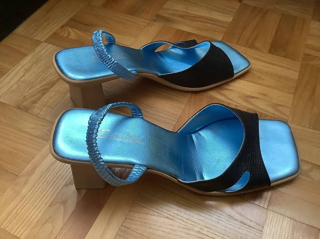 Scarpe da donna: Sandale été élégante, taille 39 – Usato da Icogne venduto da luna.16 3