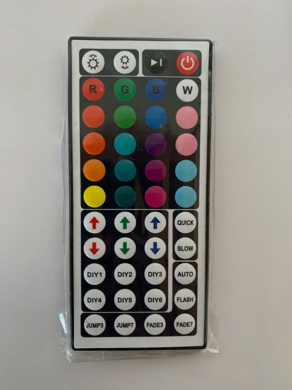 Ghirlande e barre luminose: LED Strip RGB 10m - NEU – Nuovo (secondo la descrizione) da Frauenfeld venduto da MrSalesman 2