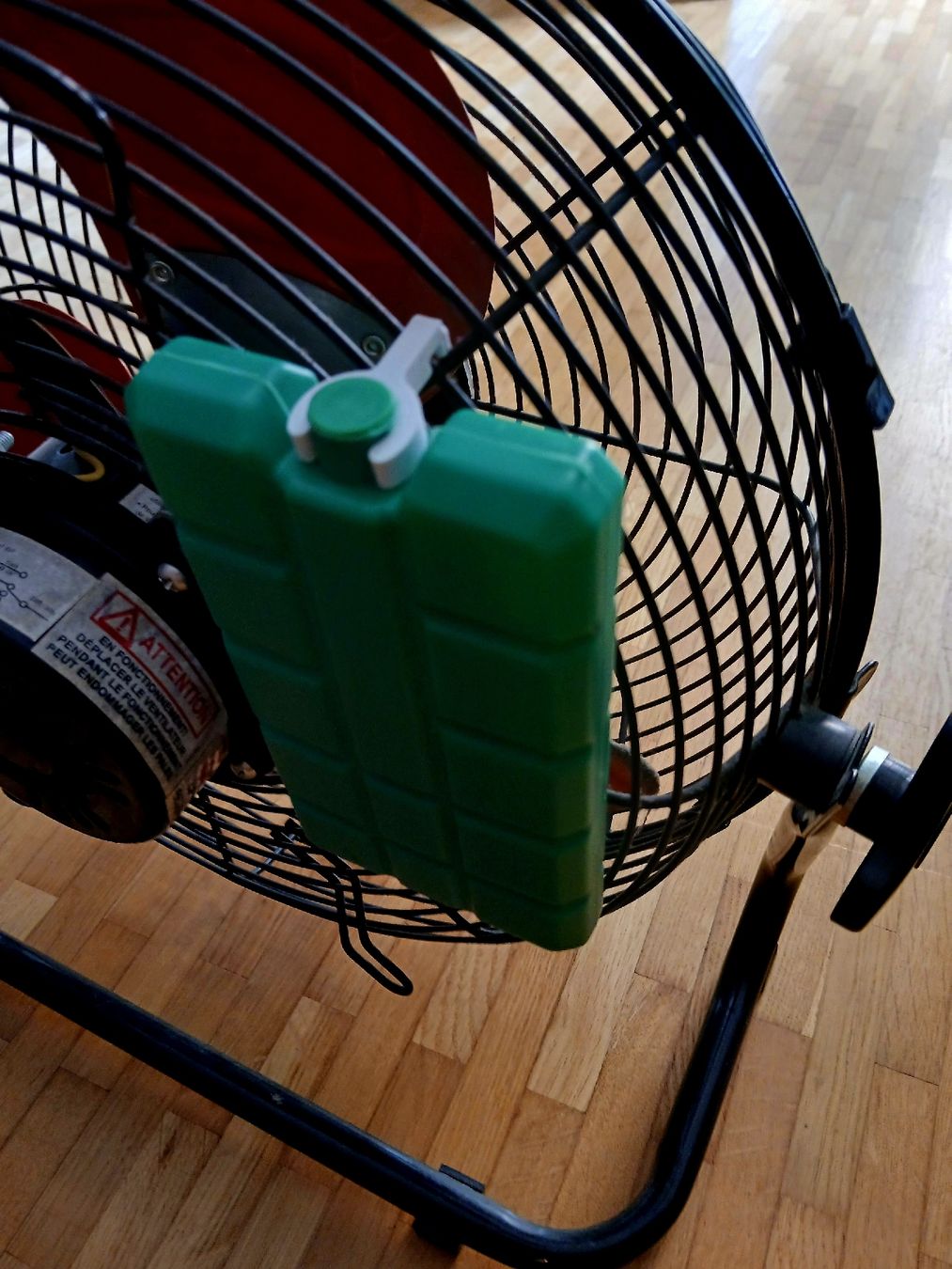 Ventilatori: Ventilator Halterung für Kühlpads – Nuovo (secondo la descrizione) da Binningen venduto da ari_sq2w 2