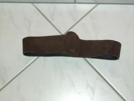 Neuw. Wildleder-Gürtel braun - TW 70