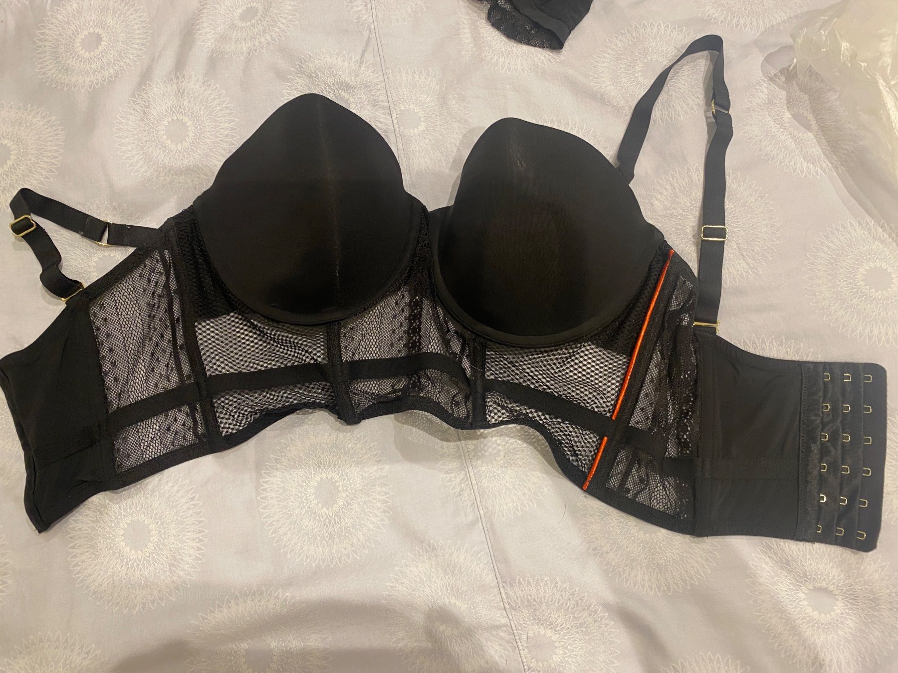 Autres dessous: BH mit unterrock – Neuf (Voir description) à Liestal par Goldart 4