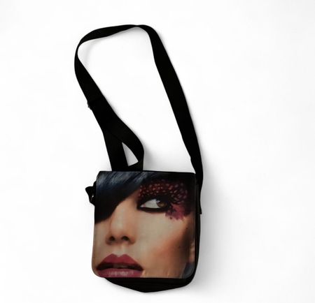 Kultige Tasche mit Kunstmotiv – Perfekt für den Sommer!