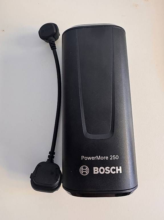 Bosch Batteries: PowerMore 250 - Neu und unbenutzt – Neuf (Voir description) à Basel par gro_y5h8