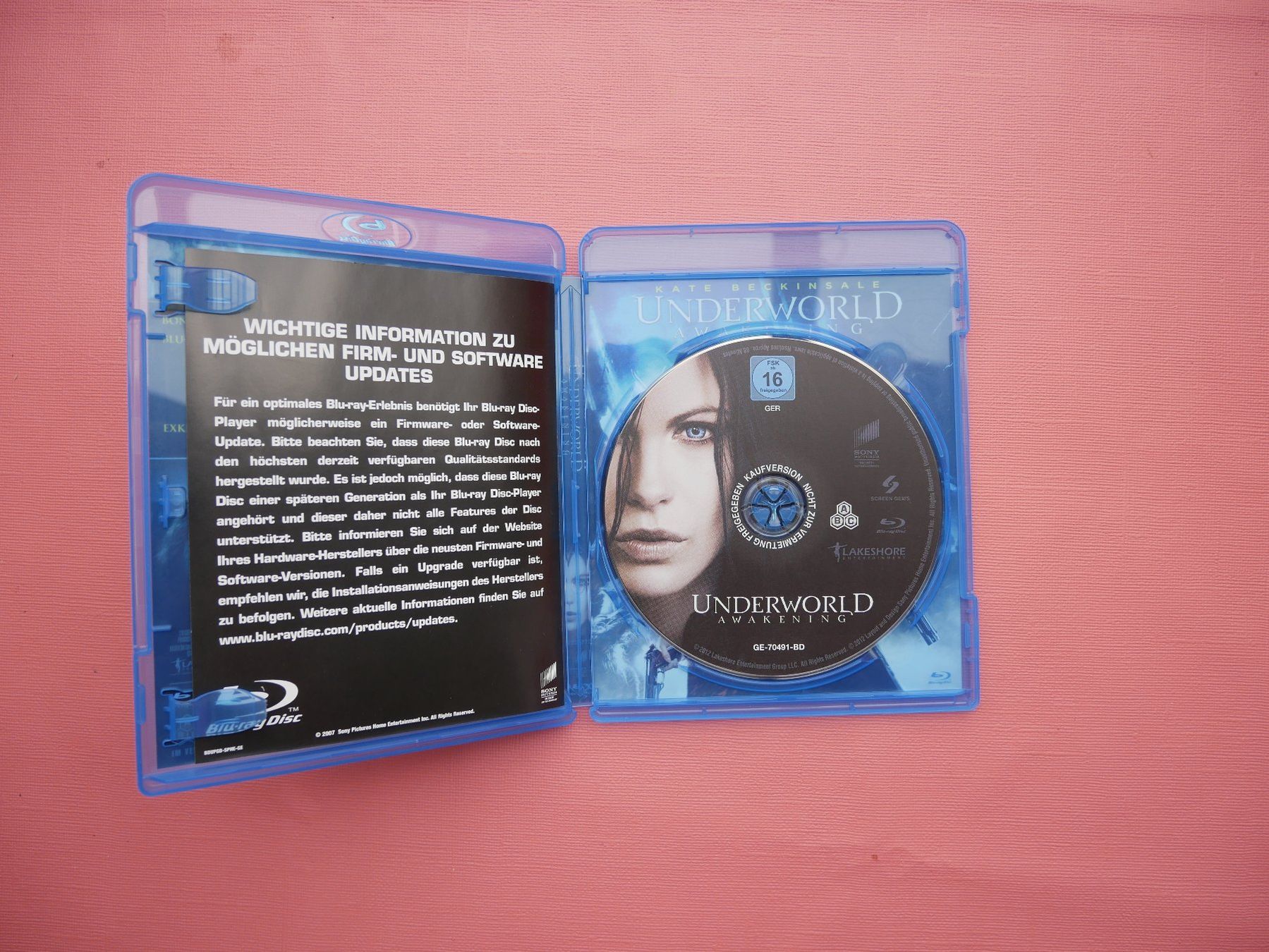 Tutti i DVDs: Underworld Awakening (Blu-ray) – Usato da Niederwangen BE venduto da Benny.7 2