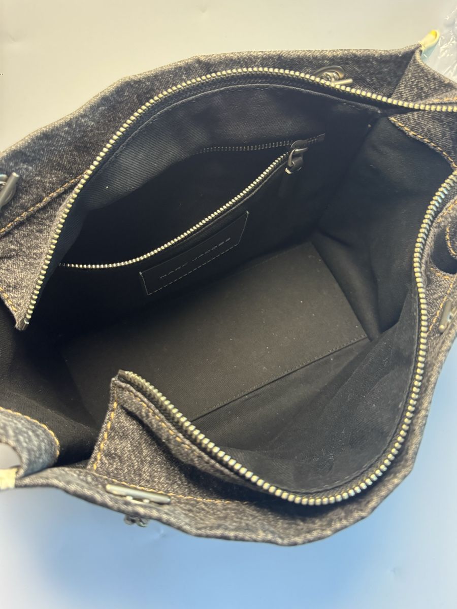 Marc Jacobs Borse da donna: Marc Jacob Tote Bag Médium - Perfekt zustand – Usato da Vionnaz venduto da b_f_d_r_g 6