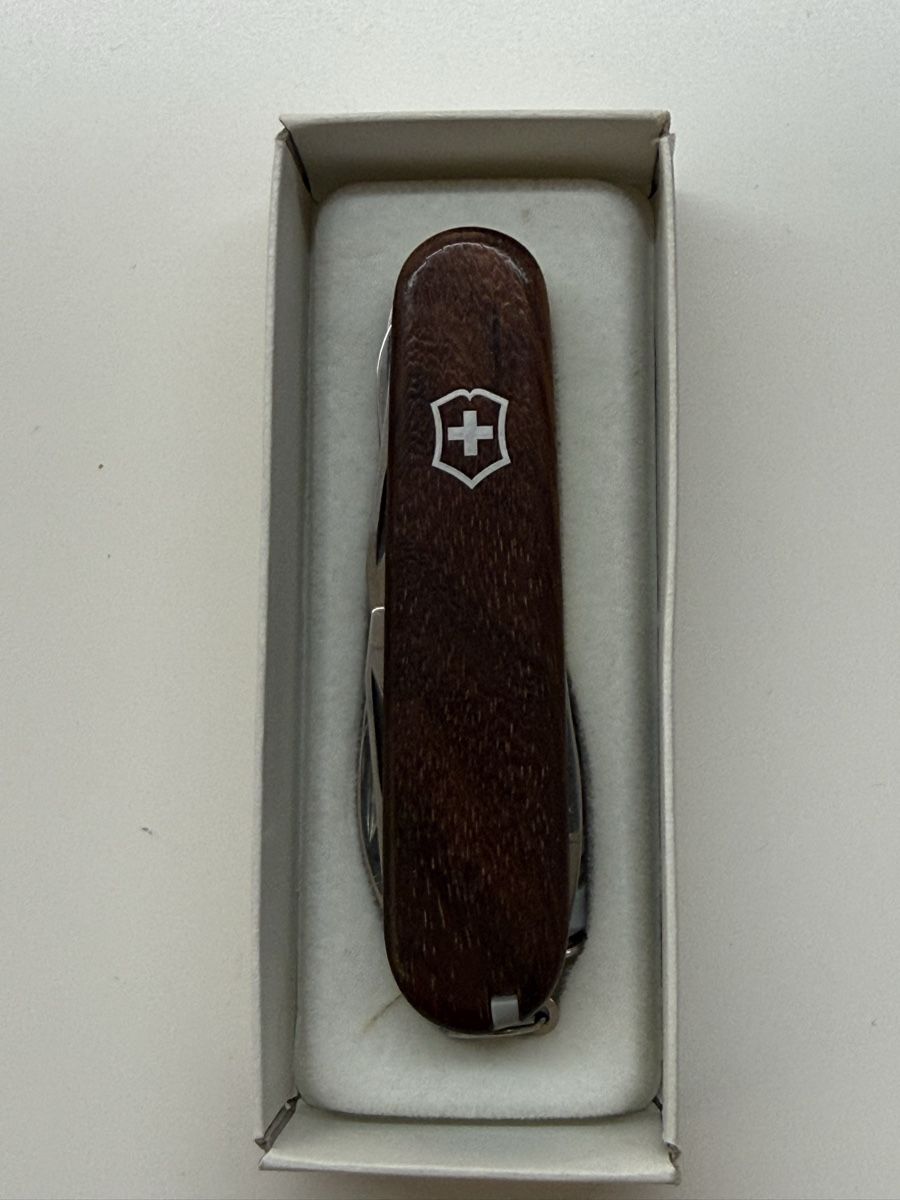 Victorinox Coltelli tascabile: Victorinox Palisander Huntsman – Nuovo e nell'imballaggio originale da Ibach venduto da Skoda2004 6