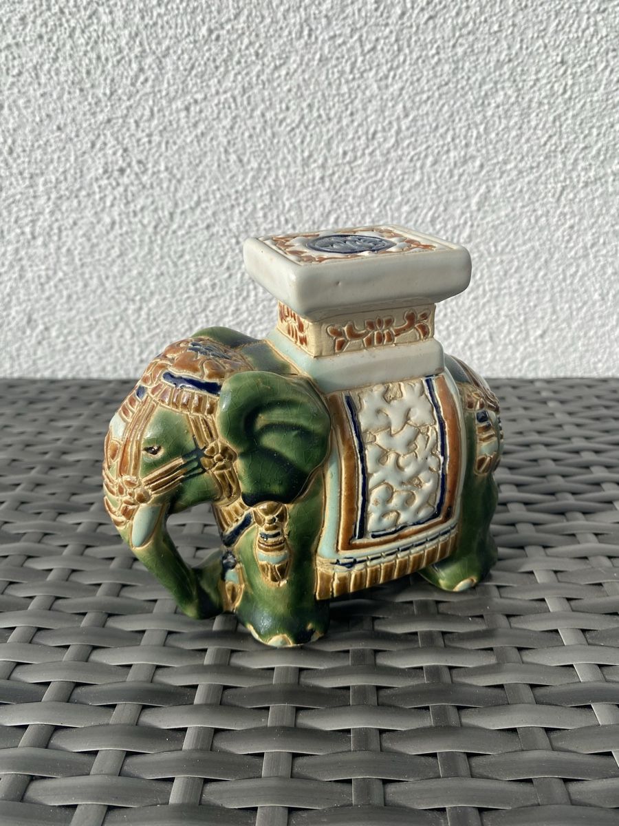 Statuette: Keramik Deko Elefant – Usato da Balsthal venduto da Narulya 1