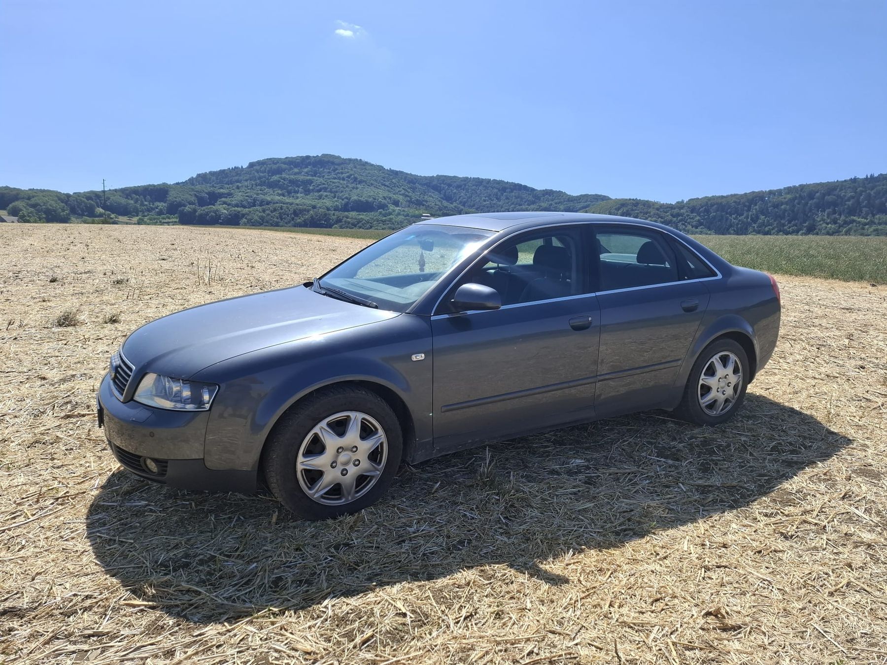 Audi Automobili: Audi A4 – Usato da Rümlingen venduto da kleinehexe79