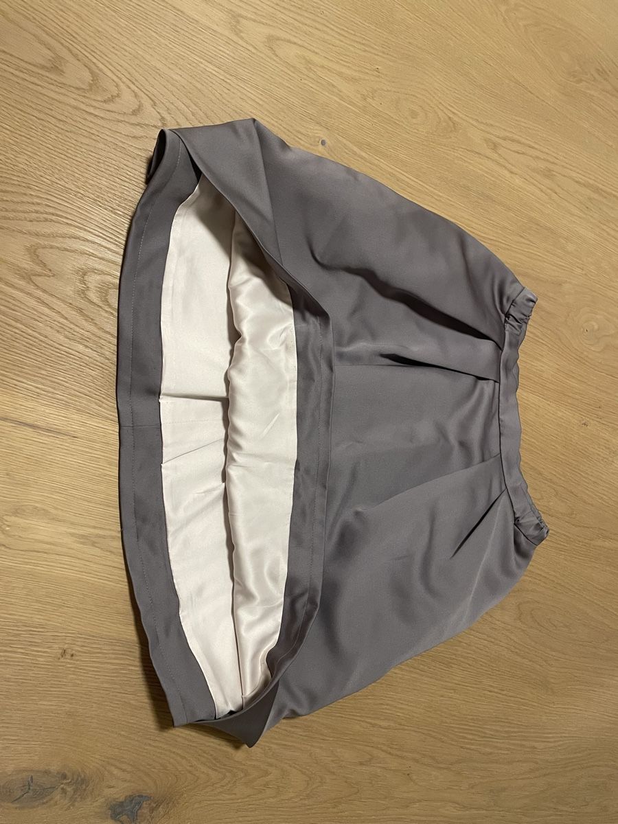 Piqyourdress Röcke: piq your dress Rock braun – Gebraucht aus Unterägeri von sen_5yzr 1