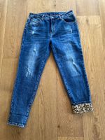Jeans mit Pailletten, NEU, Grösse M - 38