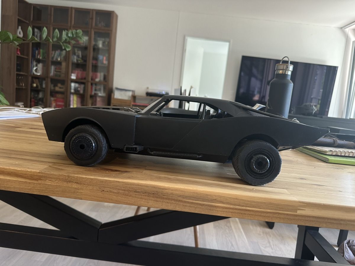 Hot Wheels Modellini d'auto: Hot Wheels RC "The Batman" Batmobile 1:10 (Mattel) – Difettoso da Au ZH venduto da spi_r6rp 3
