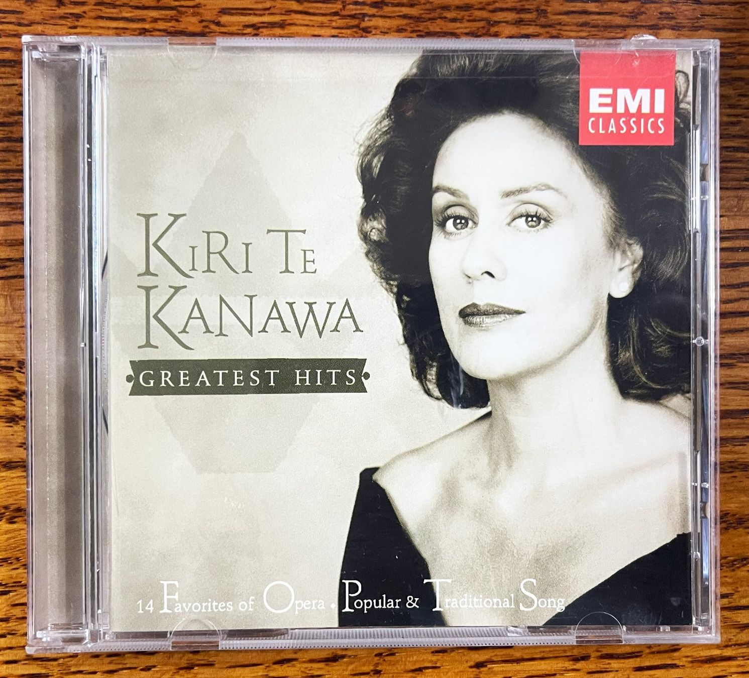 CD: KIRI TE KANAWA - GREATEST HITS CD – Usato da Oftringen venduto da Vucki