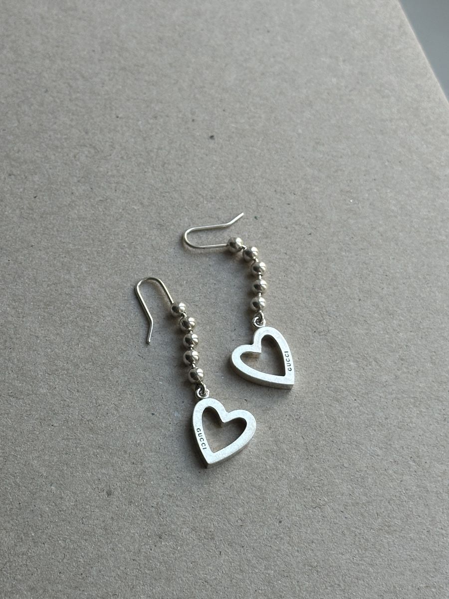 Gucci Ohrringe & -stecker: Gucci Ohrhänger Herz Silber 925 – Neu (gemäss Beschreibung) aus Luzern von w.welihodska