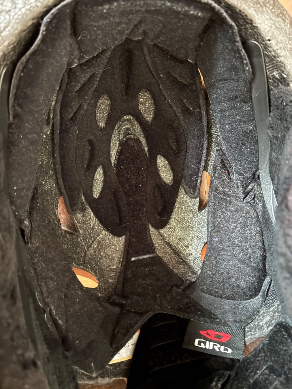 Caschi: GIRO KINDERSKIHELM Monster – Usato da Zürich venduto da timsinde 2