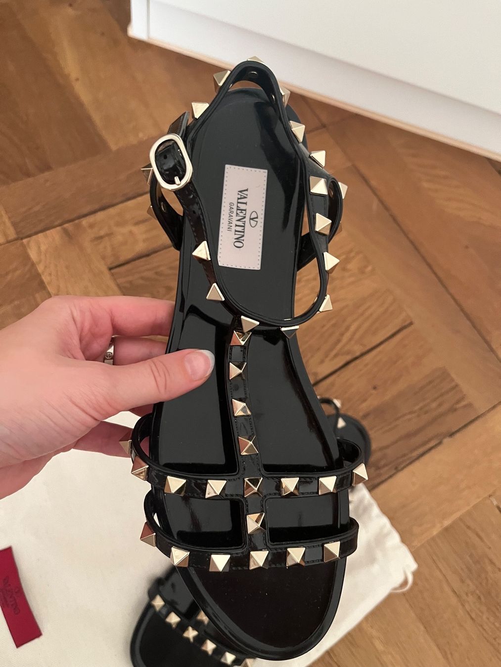 Valentino Scarpe da donna: Valentino Rockstud Schwarze Sandalen – Nuovo (secondo la descrizione) da Meilen venduto da Emma_321 2