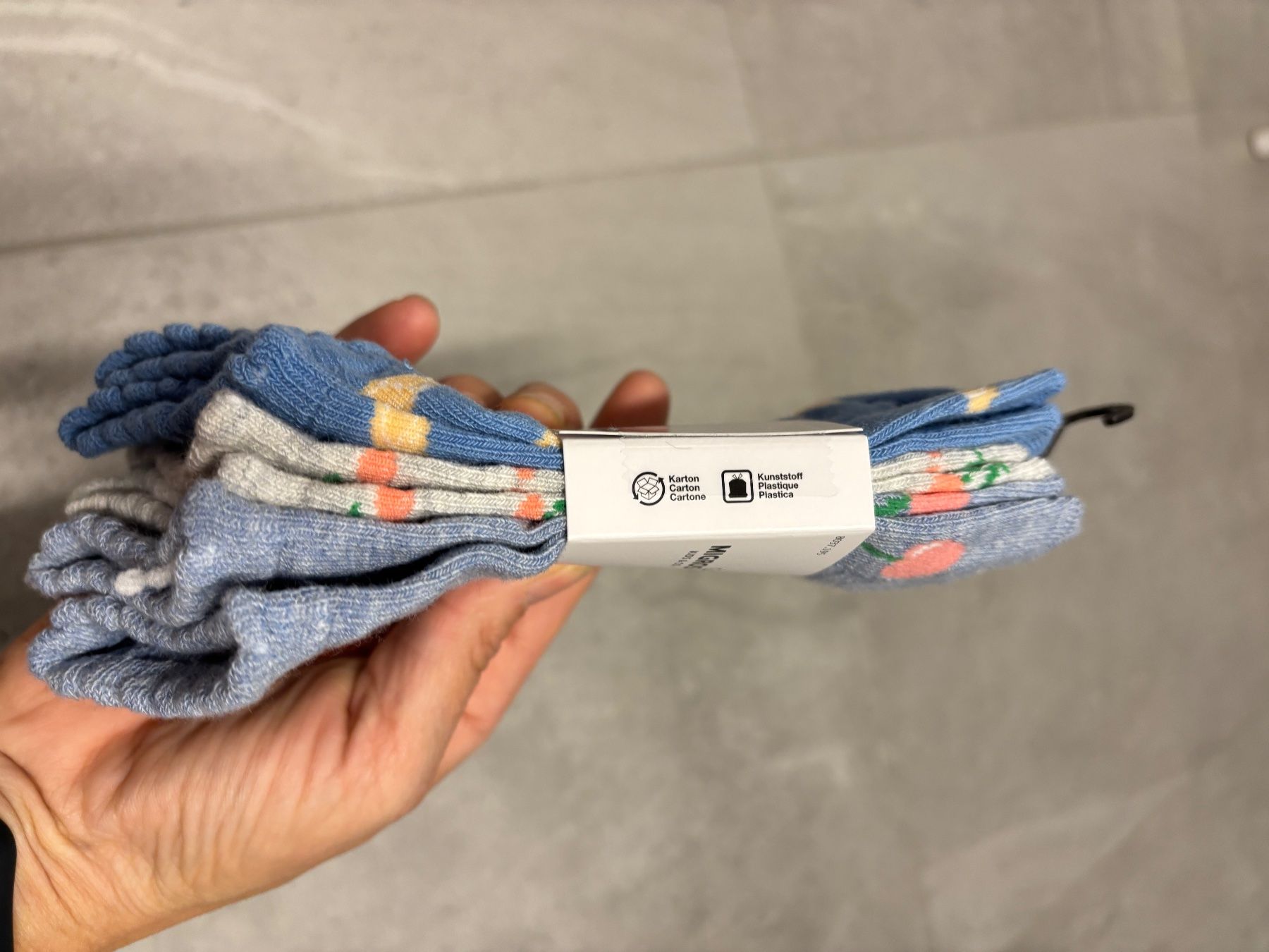 Calze per bambini: Chaussettes neuf 31 - 34 – Nuovo (secondo la descrizione) da Salvenach venduto da gwenwywar 1
