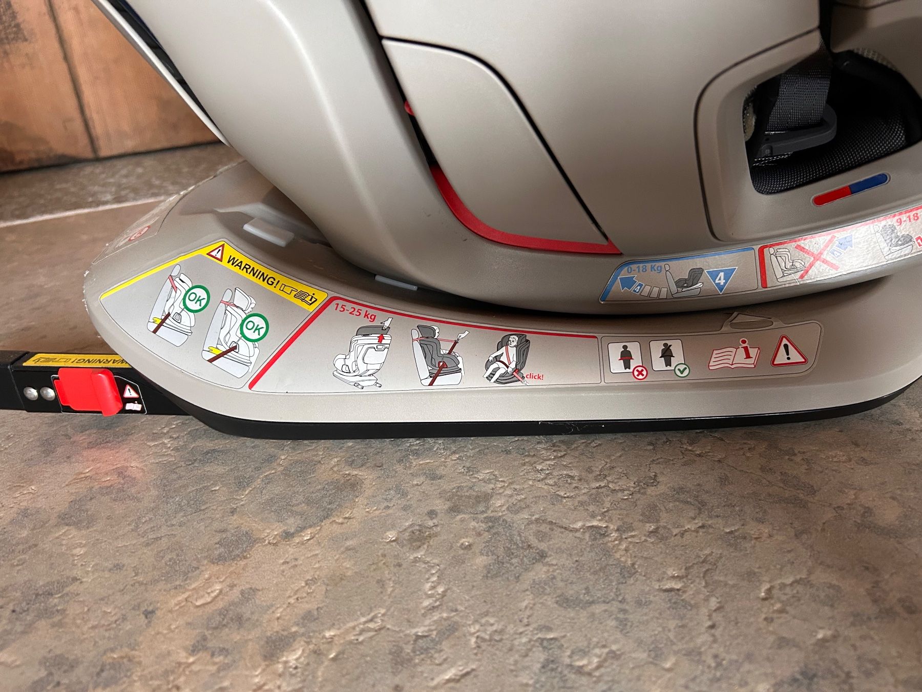 Kiwy Seggiolini per auto: Kiwy Kindersitz - Rotating ISOFIX Base - 0-18kg – Usato da Zürich venduto da ben_lig 3