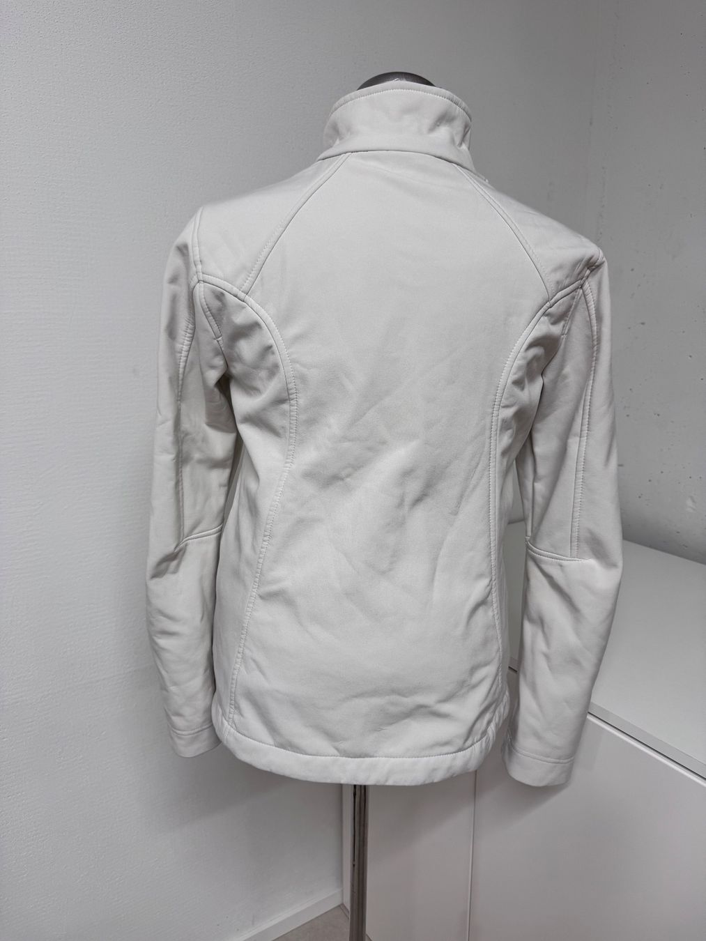 Jacken: Landsend Outdoorjacke mit Fleecefutter Grösse M – Gebraucht aus Zürich von van_5xbk 3