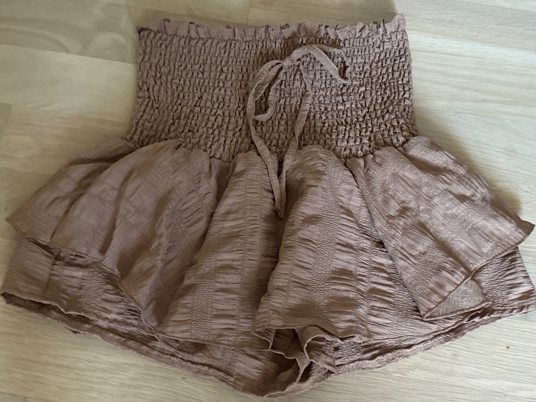 Hosen: Damen Shorts- Jupe, S – Neu (gemäss Beschreibung) aus Amriswil von used2use