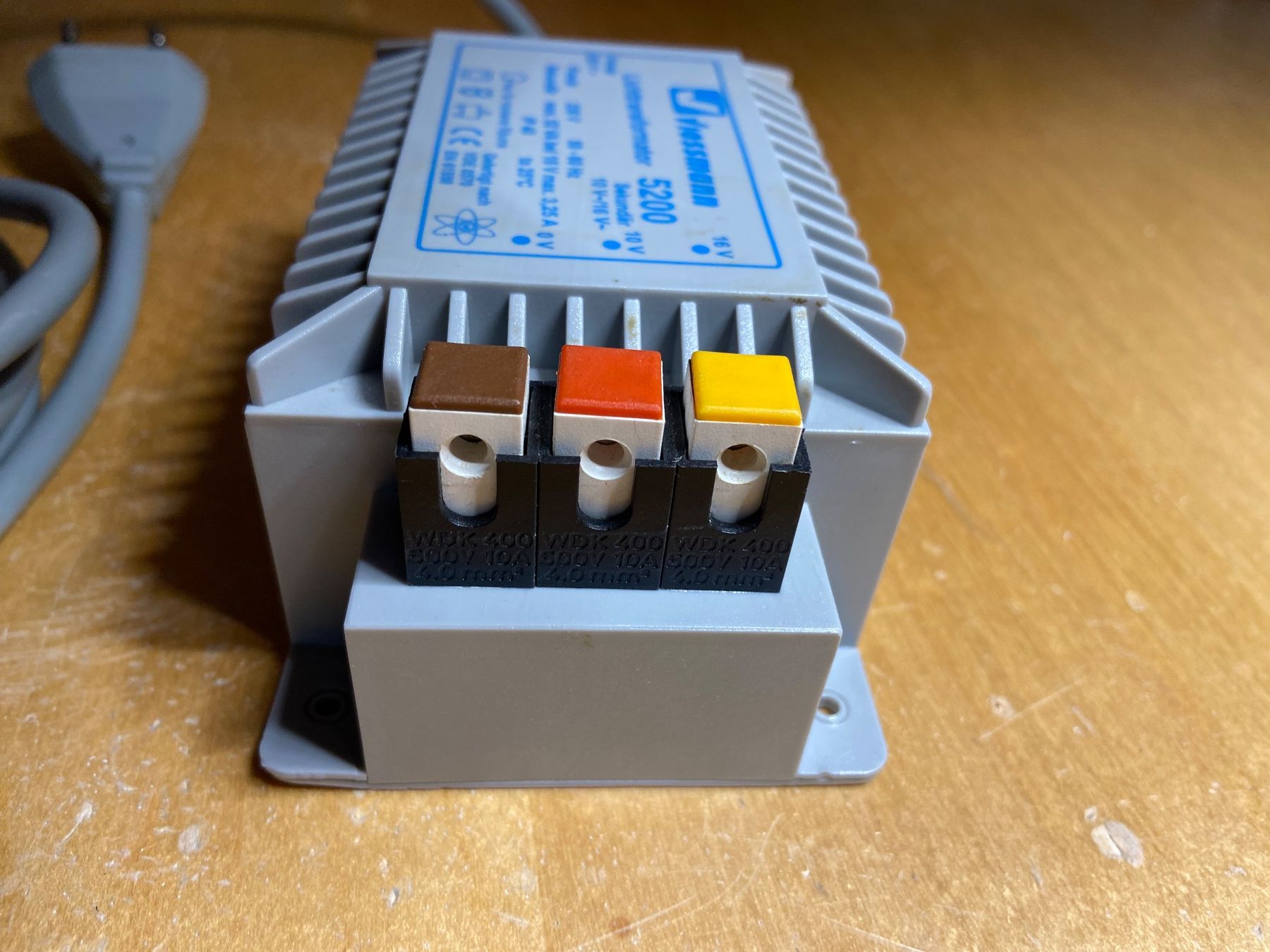 Viessmann Modellini di ferrovie: Viessmann 5200 Lichttransformer 52 VA, 10V / 16 V – Usato da Basel venduto da Relaphe 5