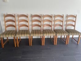 6 Stühle Holz mit Polster antik