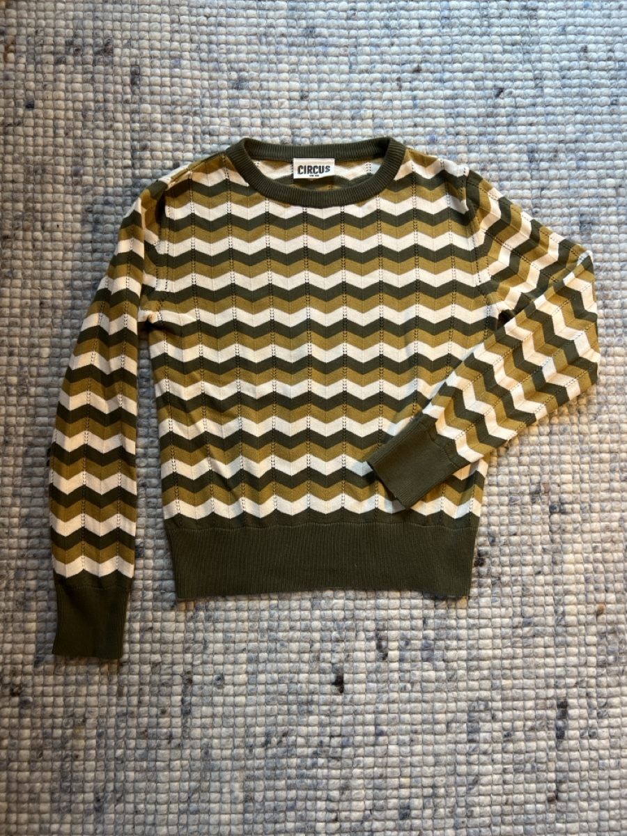 Pulls & Sweat-shirts: Circus Strickpullover XS – Neuf (Voir description) à Zürich par HeliK