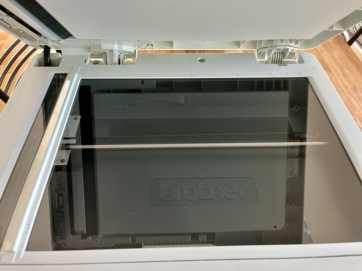 Brother Stampanti: Brother MFC-9330 CDW Multifunktions-Laserdrucker  – Usato da Worb venduto da macomekraut 3