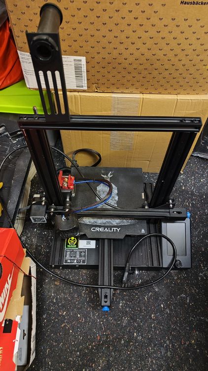 Creality Imprimante 3D: Crealyti Ender 3 V2 3D Drucker – D'occasion à Zürich par turbopuz