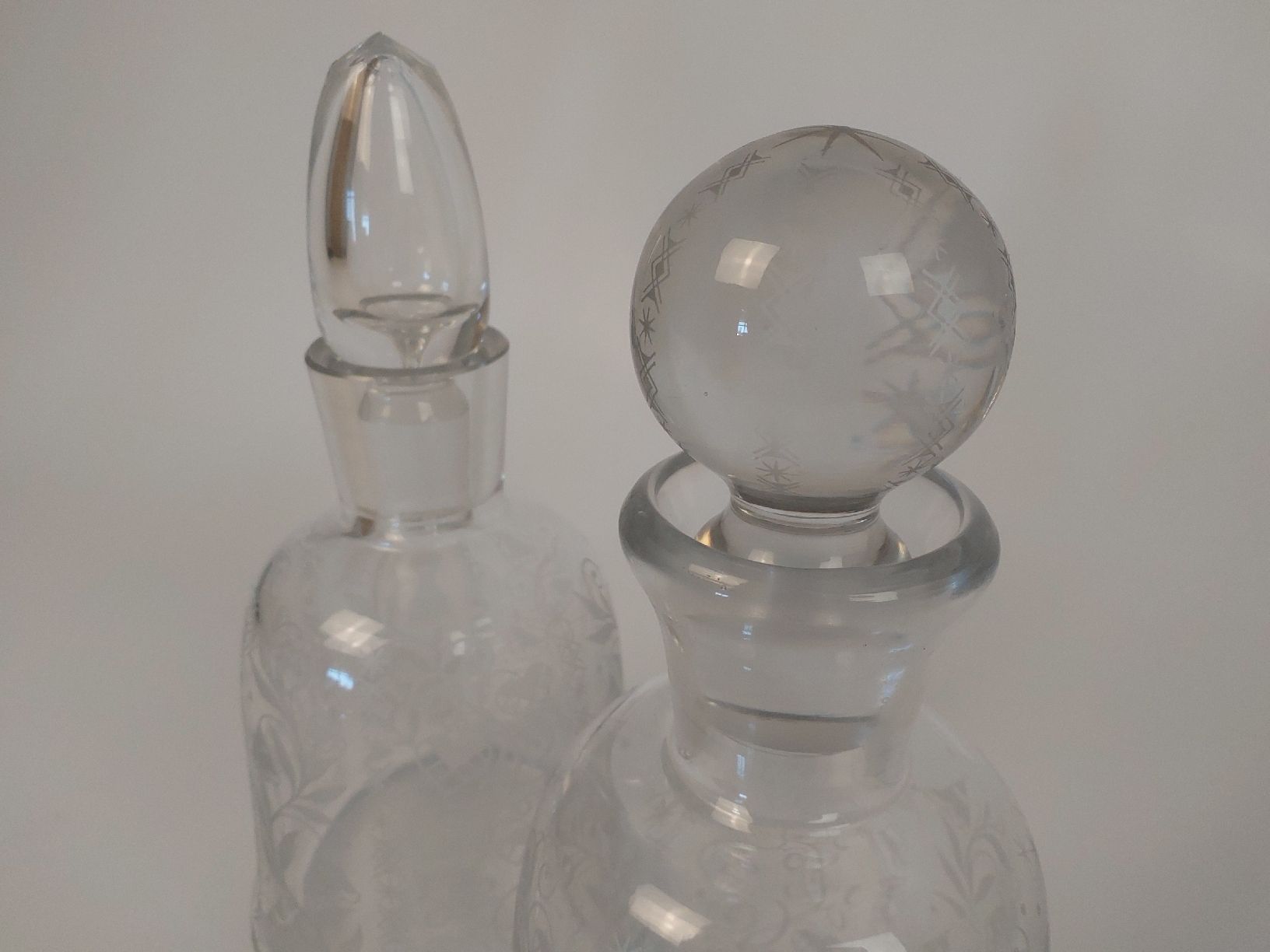 Baccarat Caraffe: 2 antike Baccarat Kristallkaraffen – Nuovo (secondo la descrizione) da Luzern venduto da CAZS_Luzern 1