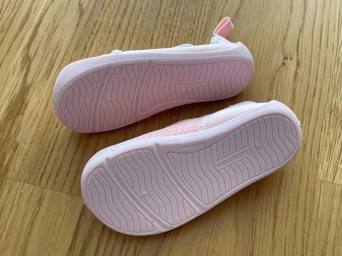 Scarpe per ragazze: Wassershuhe Grösse 21 – Usato da Kloten venduto da SayBosch 2